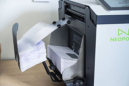 Kuvertiermaschine Midewa-Druckzentrum, Kuvertiermaschine